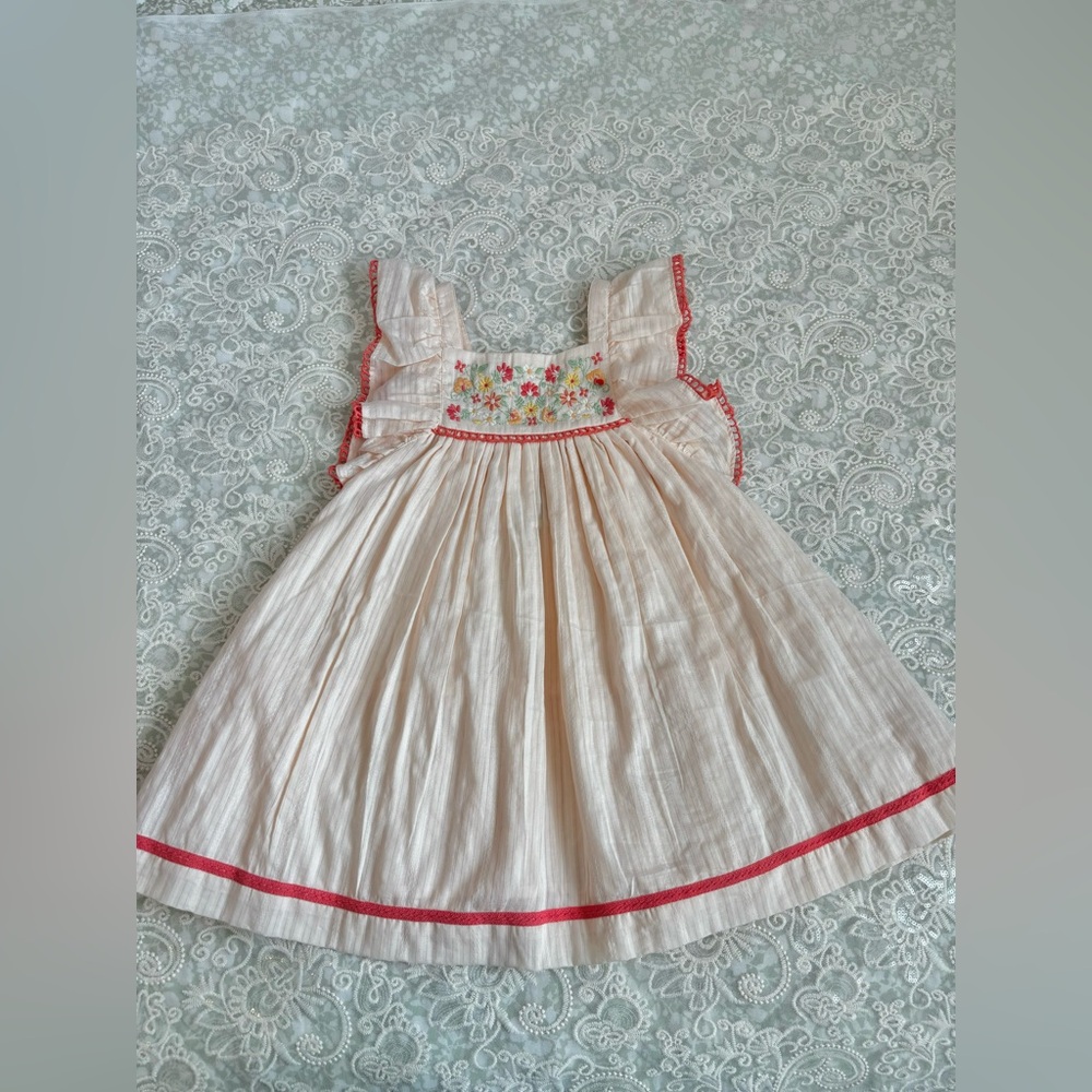 4T Max Studio kids dress